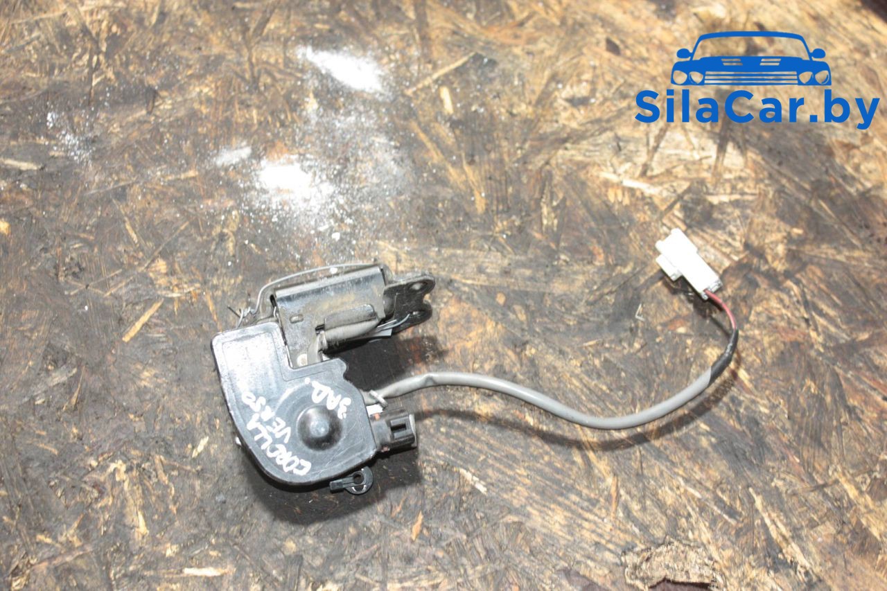 замок багажника Toyota Corolla Verso 1 поколение E121 2002, 1015283000 - фото №1