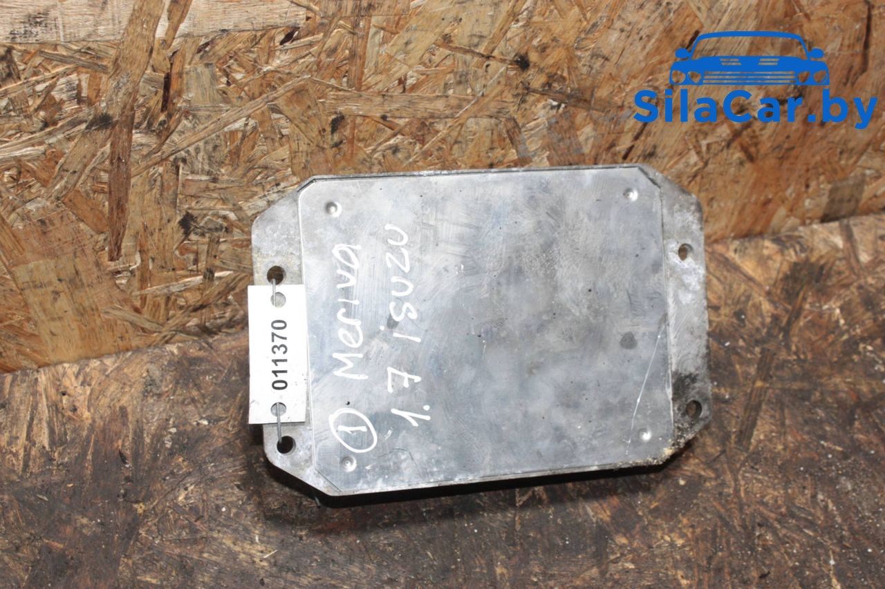 блок управления двигателем Opel Meriva 1 поколение (A) (2002 - 2006), 1.7 л., дизель, 8980003220 - фото №1