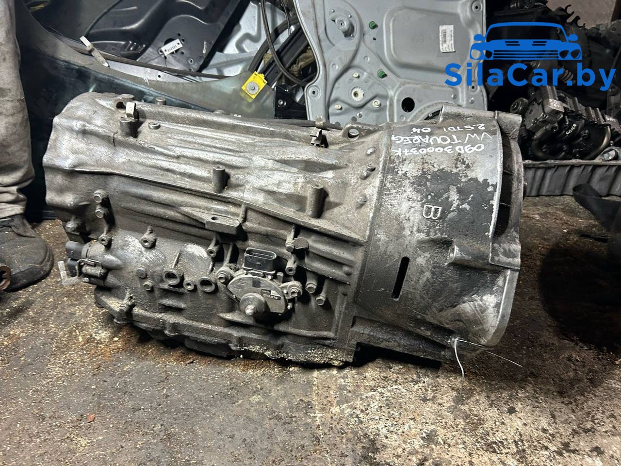 КПП автоматическая (АКПП) Volkswagen Touareg 1 поколение (2002 - 2007), 2.5 л., дизель, АКПП, 09D300037K - фото №1