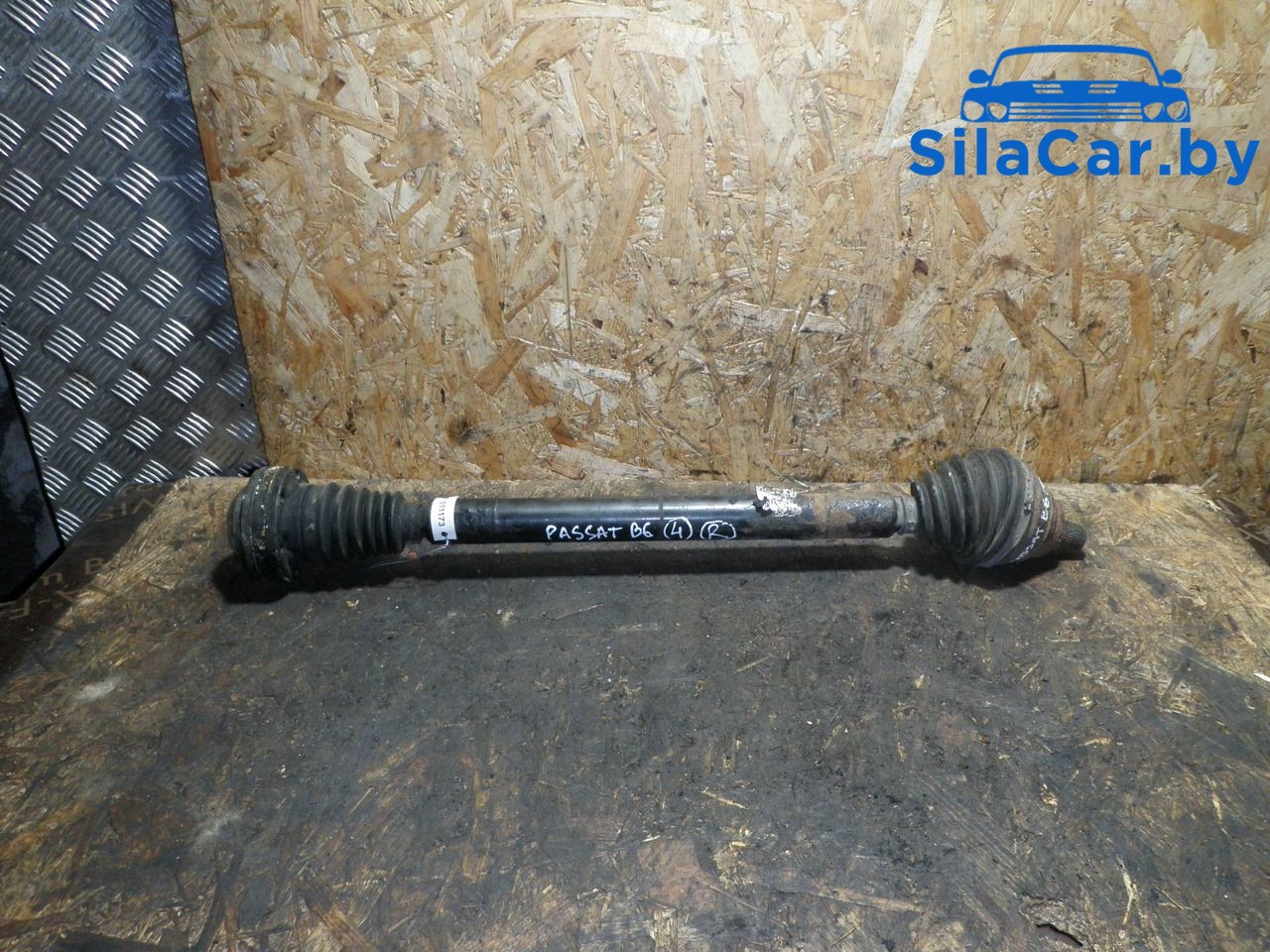 полуось передняя правая (приводной вал, ШРУС) Volkswagen Passat B6 (2005 - 2010), 1.9 л., дизель - фото №1
