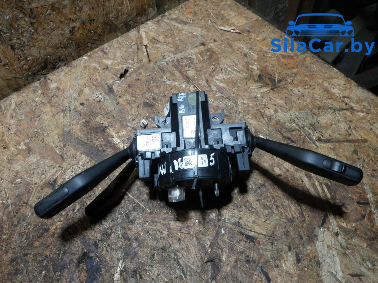 переключатель подрулевой (стрекоза) Volkswagen Passat B6 2008, 1.9 л., дизель, 3C9953513R - фото №1