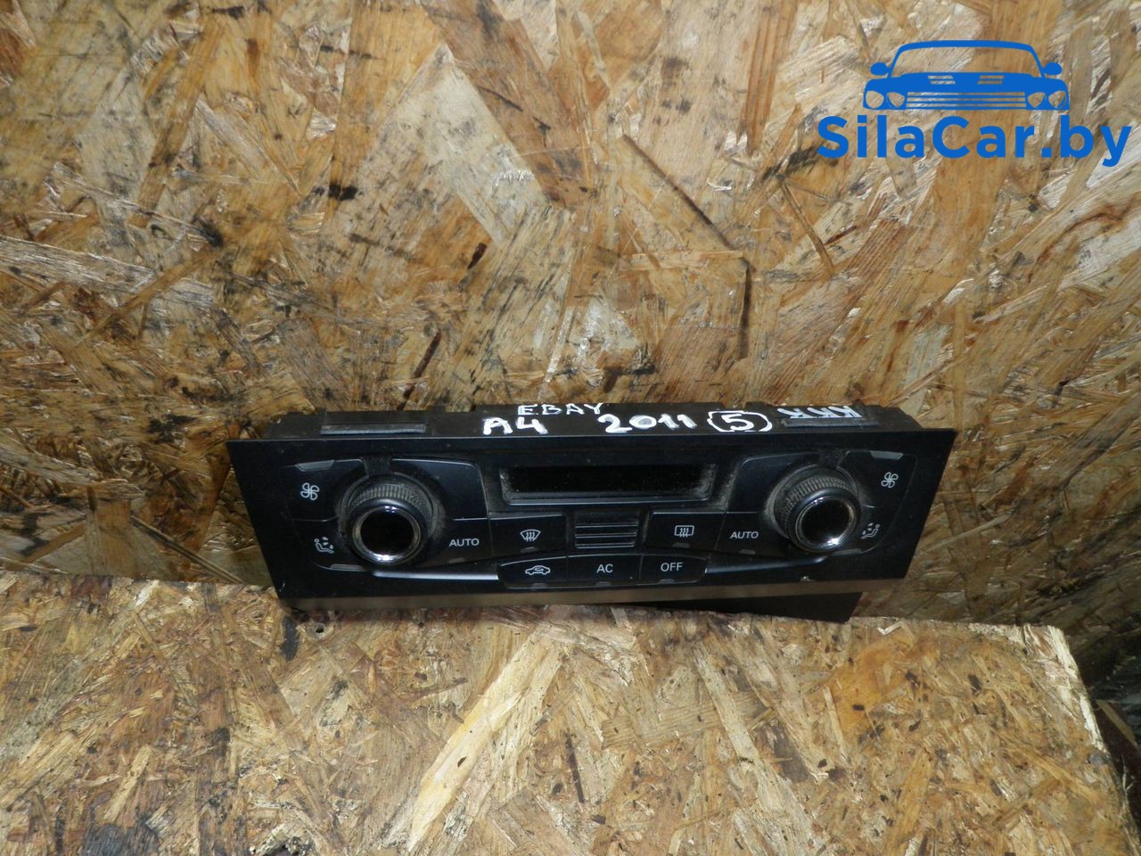 блок управления печки / климат-контроля Audi A4 B8/8K 2008, 2.0 л., дизель, 8T2820043AF - фото №1