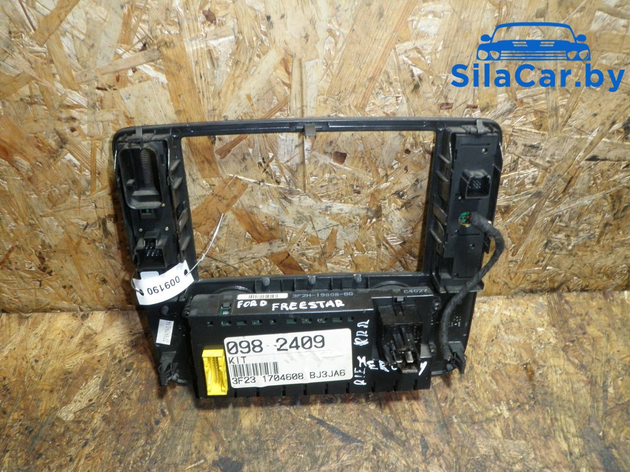 блок управления печки / климат-контроля Ford Freestar 2006, 3F231704608 - фото №1