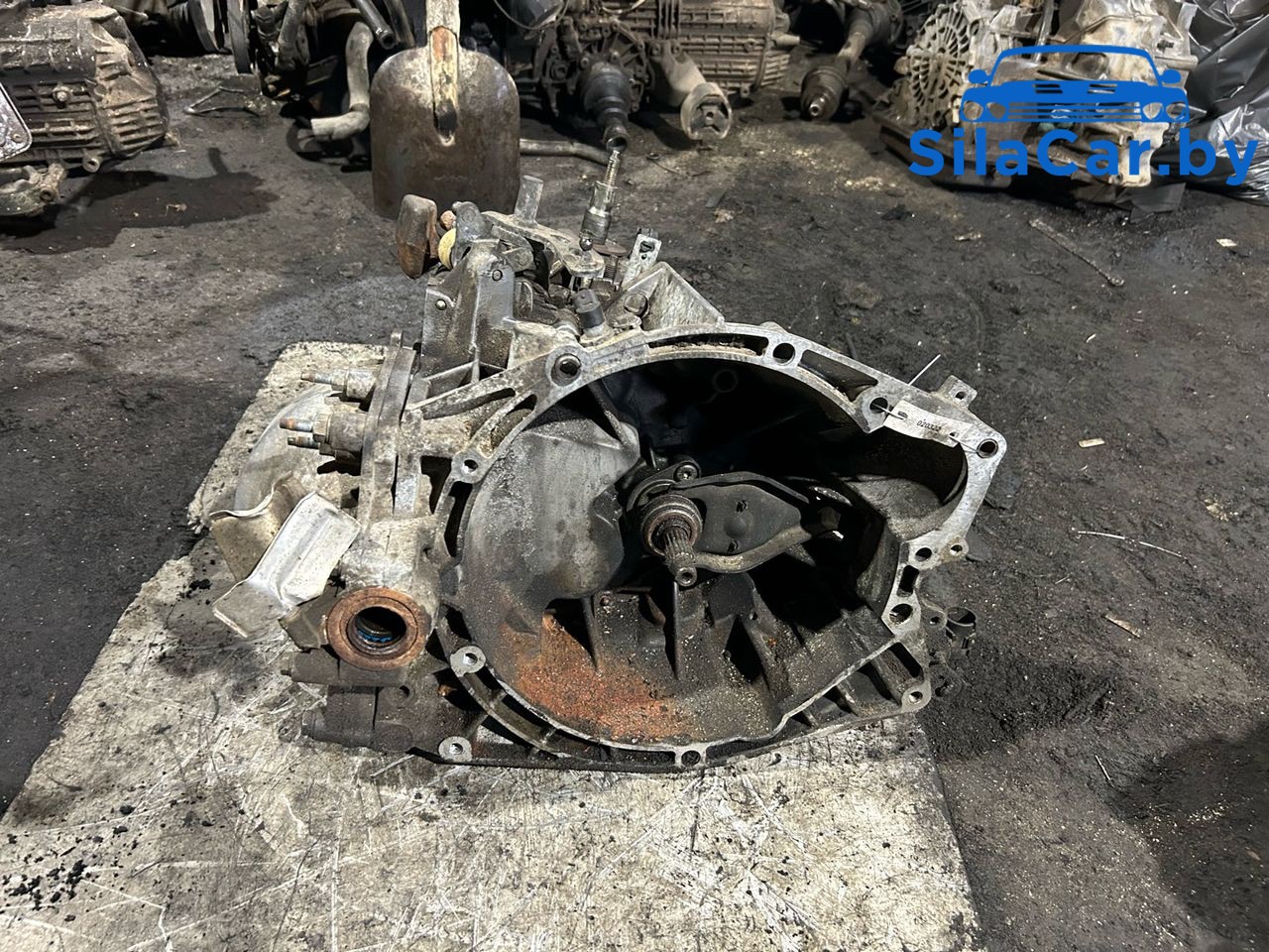 КПП механическая (МКПП) Peugeot 607 1 поколение (2000 - 2004), 2.2 л., бензин, МКПП, 20LM11 - фото №1