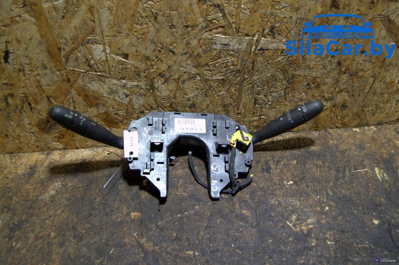 переключатель подрулевой (стрекоза) Citroen C4 1 поколение 2005, 1.6 л., бензин, 345657336 - фото №1