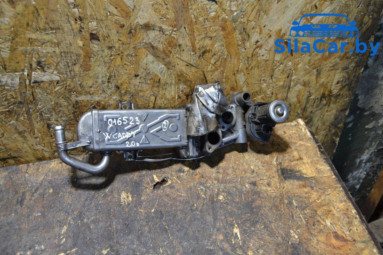 охладитель EGR / Радиатор EGR Volkswagen Passat B7 2012, 2.0 л., дизель, универсал, 0280751016 - фото №1