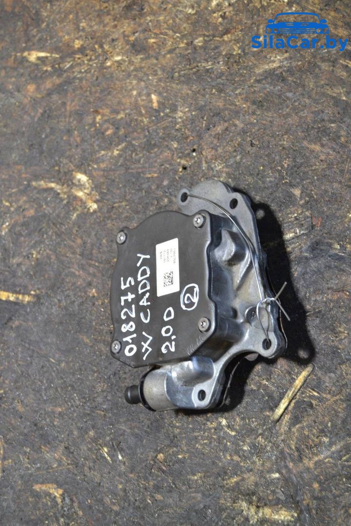 насос вакуумный Volkswagen Passat B7 2012, 2.0 л., дизель, универсал, 03L145207 - фото №1