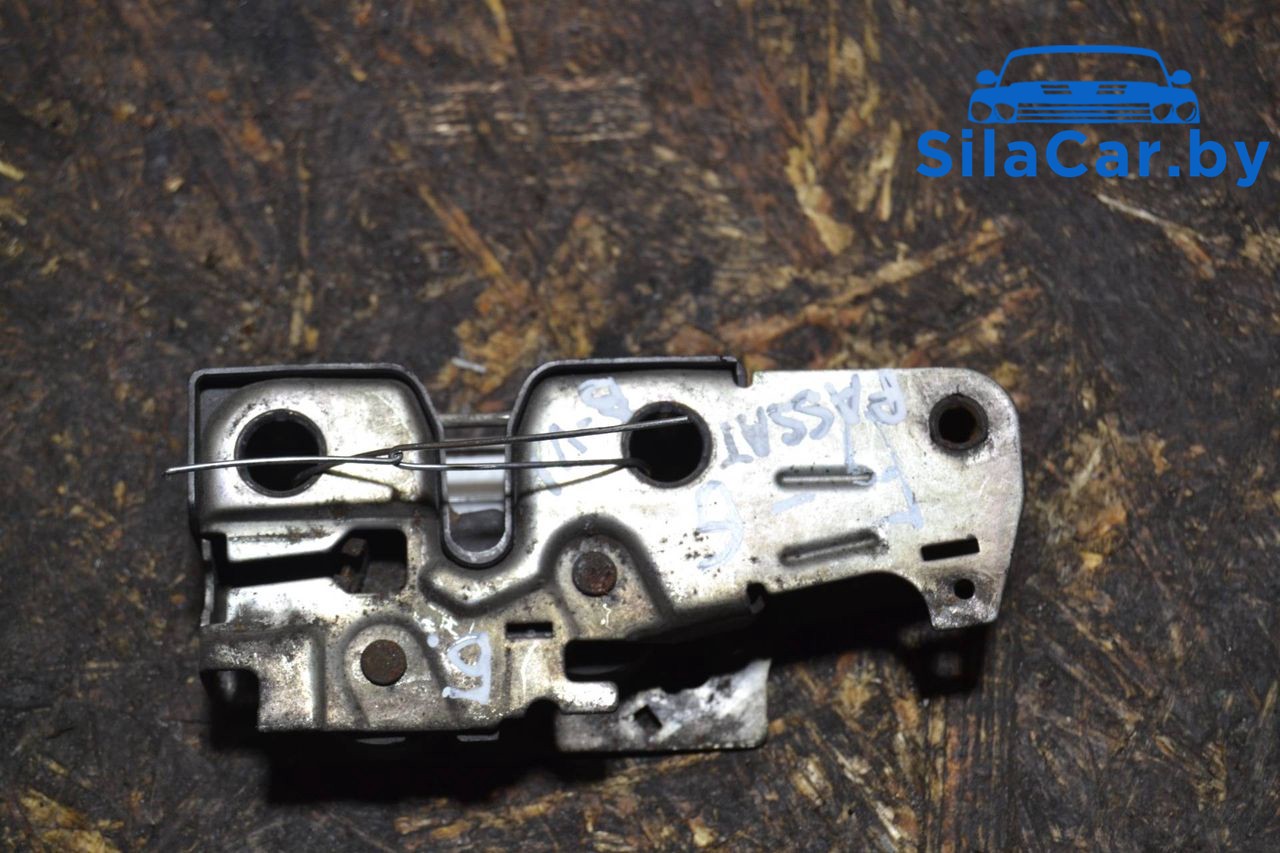 замок капота Volkswagen Passat B6 (2005 - 2010), 2.0 л., дизель, универсал, 3C1823509D - фото №1