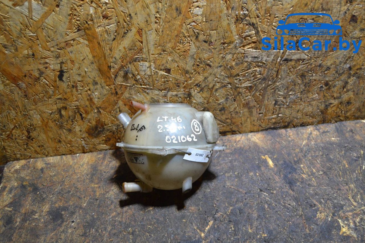 бачок расширительный Volkswagen LT 2 поколение (1996 - 2005), 2.5 л., дизель, 2D0121403K - фото №1