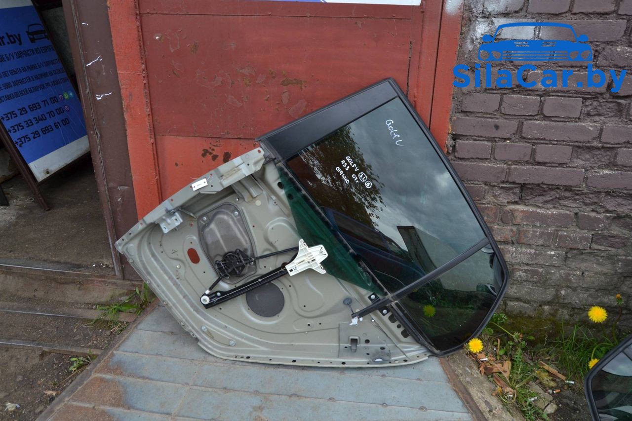 рамка двери Volkswagen Golf 5 поколение 2007, 2.0 л., дизель, хетчбэк 5 дв. - фото №1