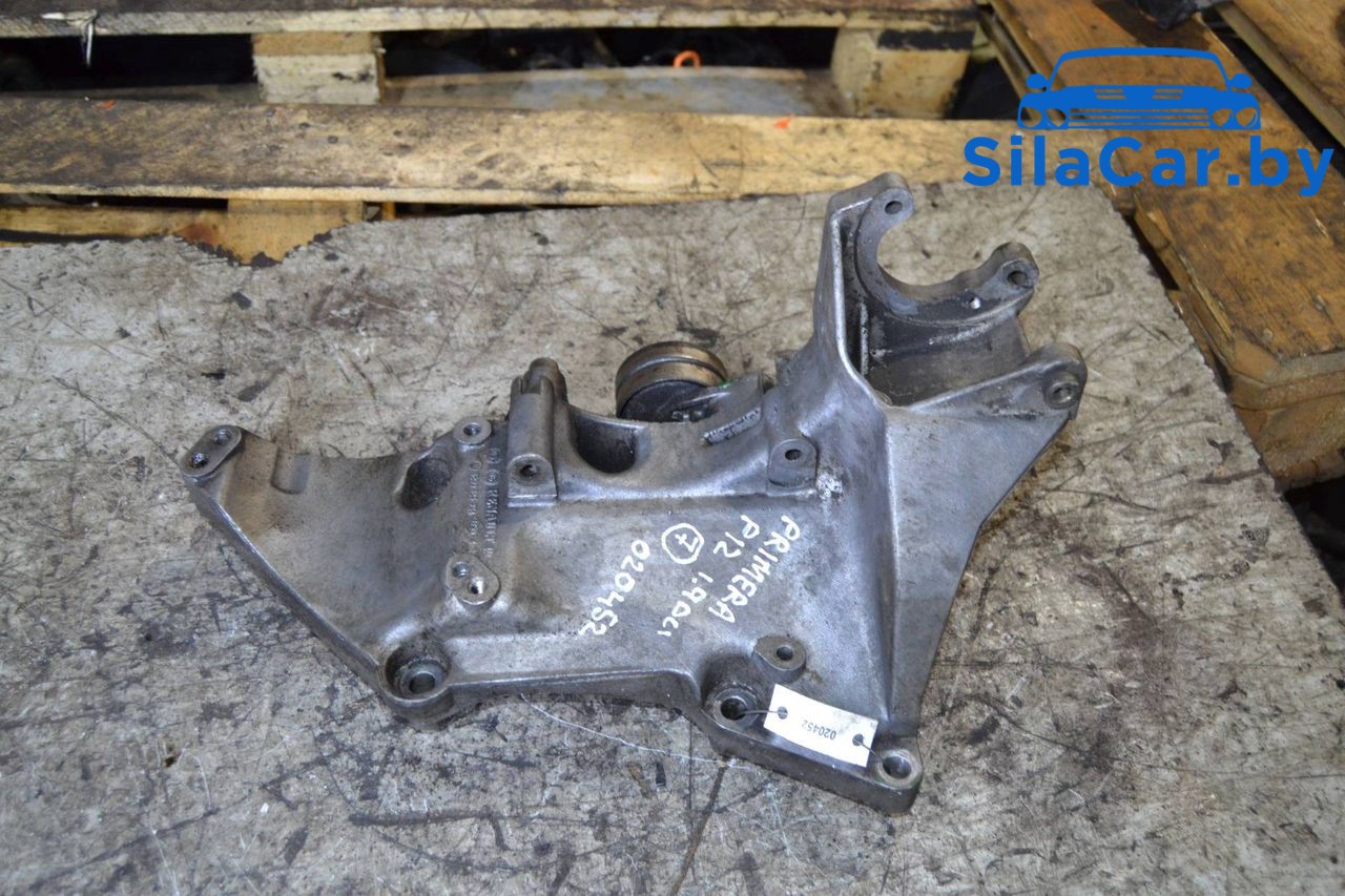 кронштейн генератора Nissan Primera P12 (2001 - 2008), 1.9 л., DCi, дизель, 8200183234 - фото №1