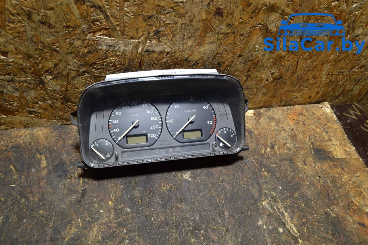 щиток приборов (приборная панель) Volkswagen Vento 1 поколение (1991 - 1998), дизель, 1H5919033AT - фото №1