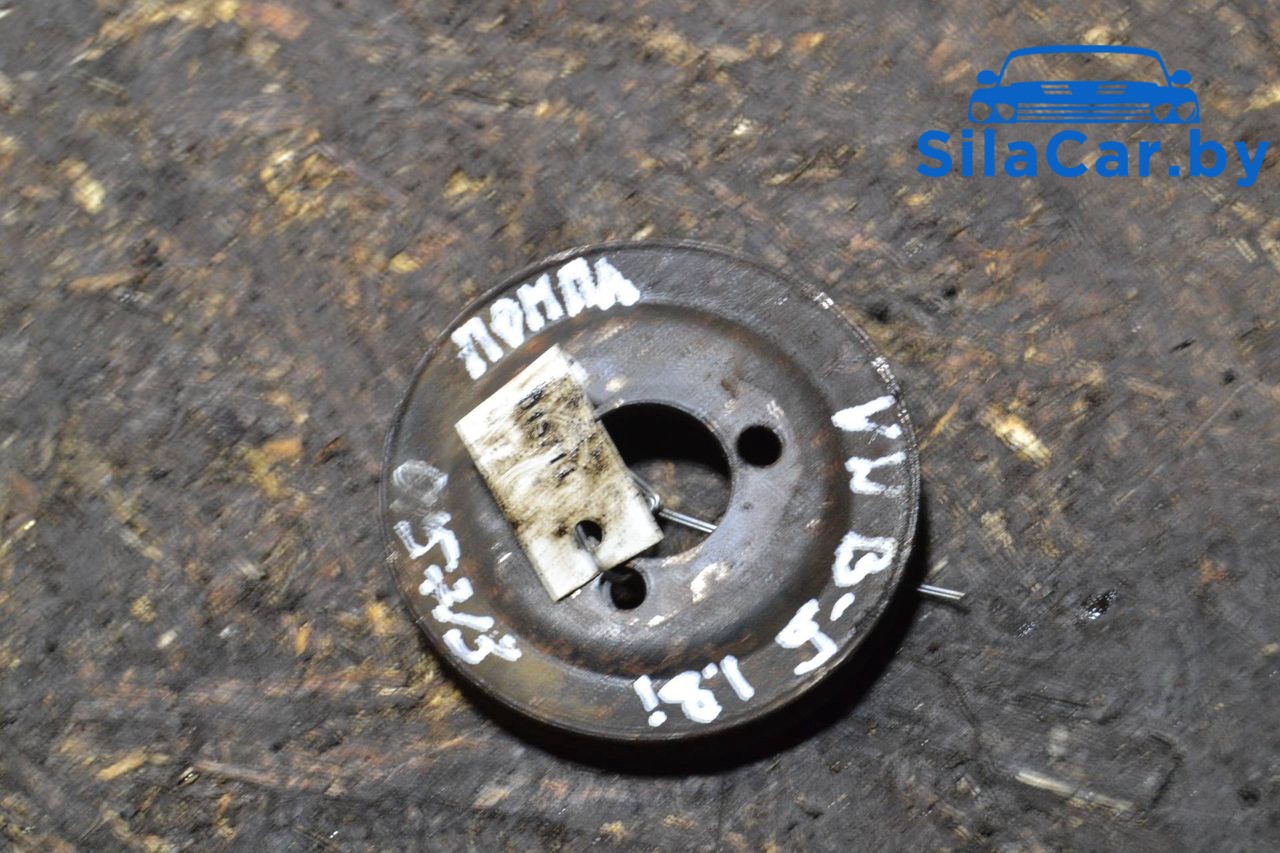 шкив помпы Audi A4 B5 1999, 1.6 л., ADP, бензин, 058121031B - фото №1