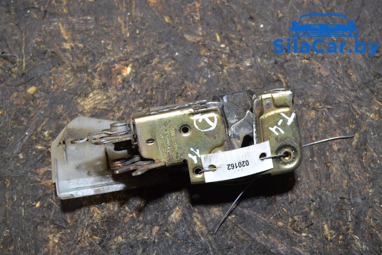 замок двери Volkswagen Transporter T4 2000, 701837015C - фото №1