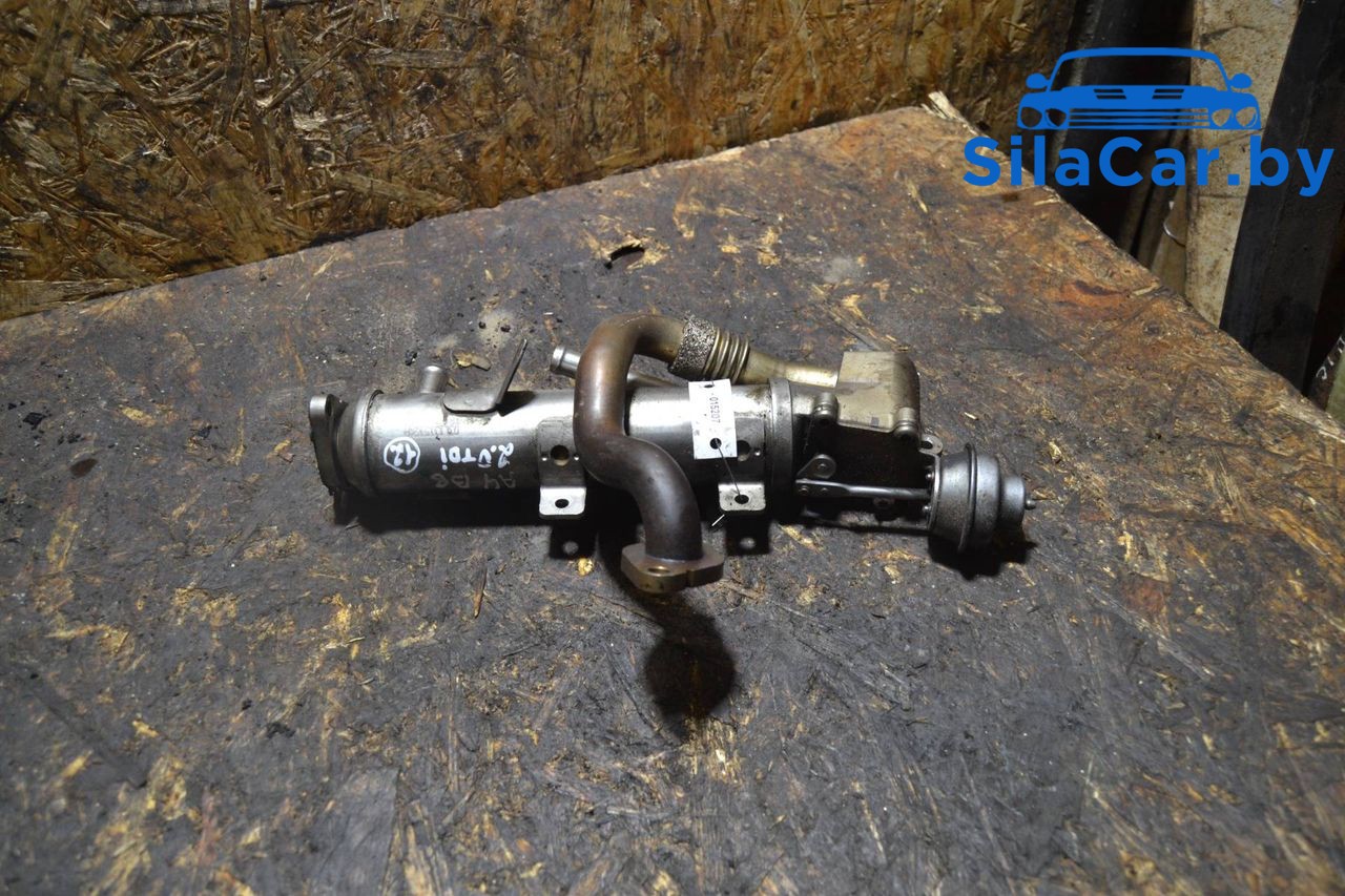 охладитель EGR / Радиатор EGR Audi A4 B8/8K (2007 - 2011), 2.0 л., TDi, дизель, 03L131512AH - фото №1