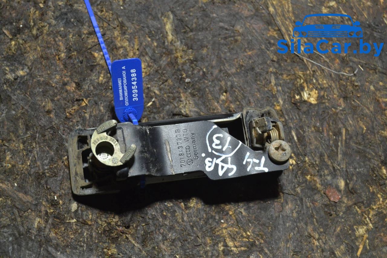 ручка наружная двери сдвижной Volkswagen Transporter T4 2000, 721843704, 701843730B - фото №1