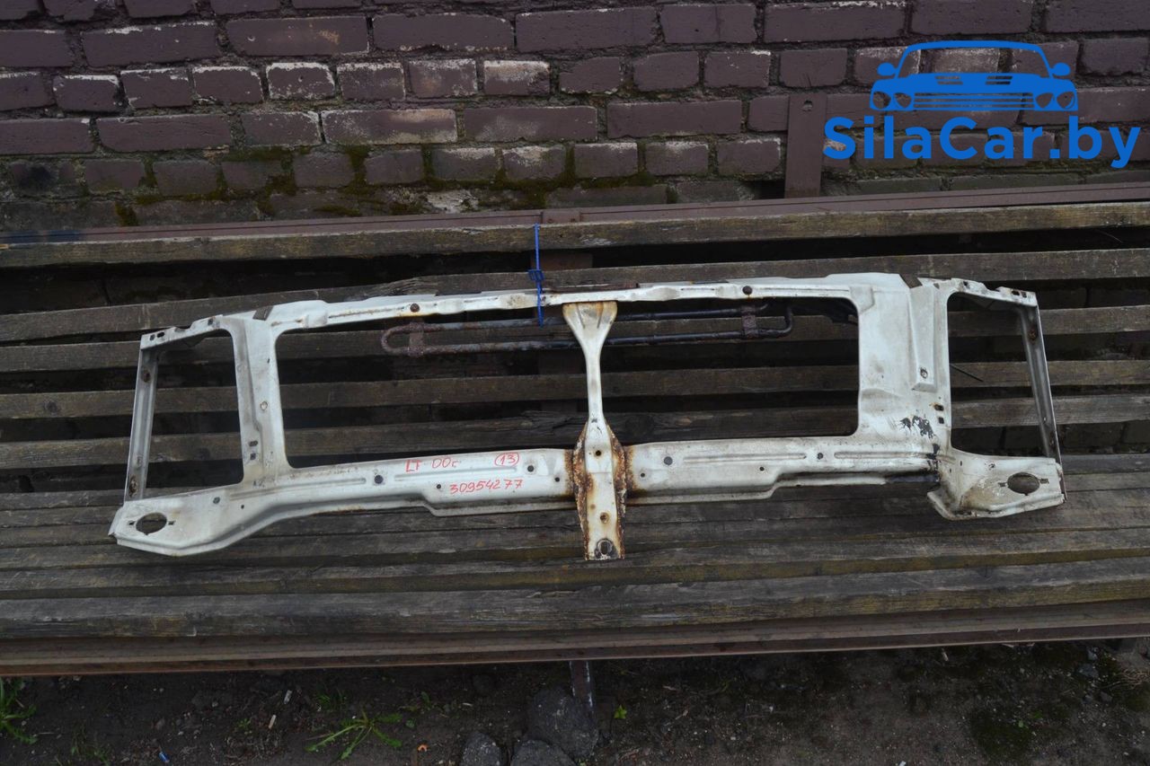 передняя панель крепления облицовки (телевизор) Volkswagen LT 2 поколение (1996 - 2005), 2.5 л., дизель - фото №1