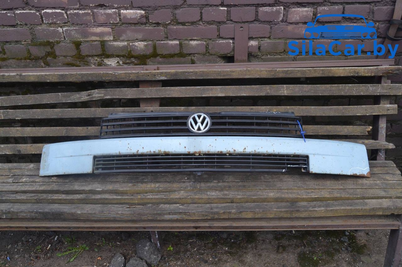 решетка радиатора Volkswagen Transporter T4 (1990 - 2003) - фото №1