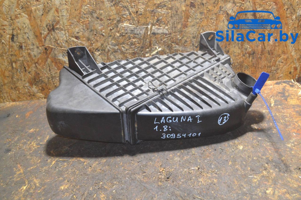 корпус воздушного фильтра Renault Laguna 1 поколение (1993 - 1998), 1.8 л., бензин, МКПП, 7700872090 - фото №1