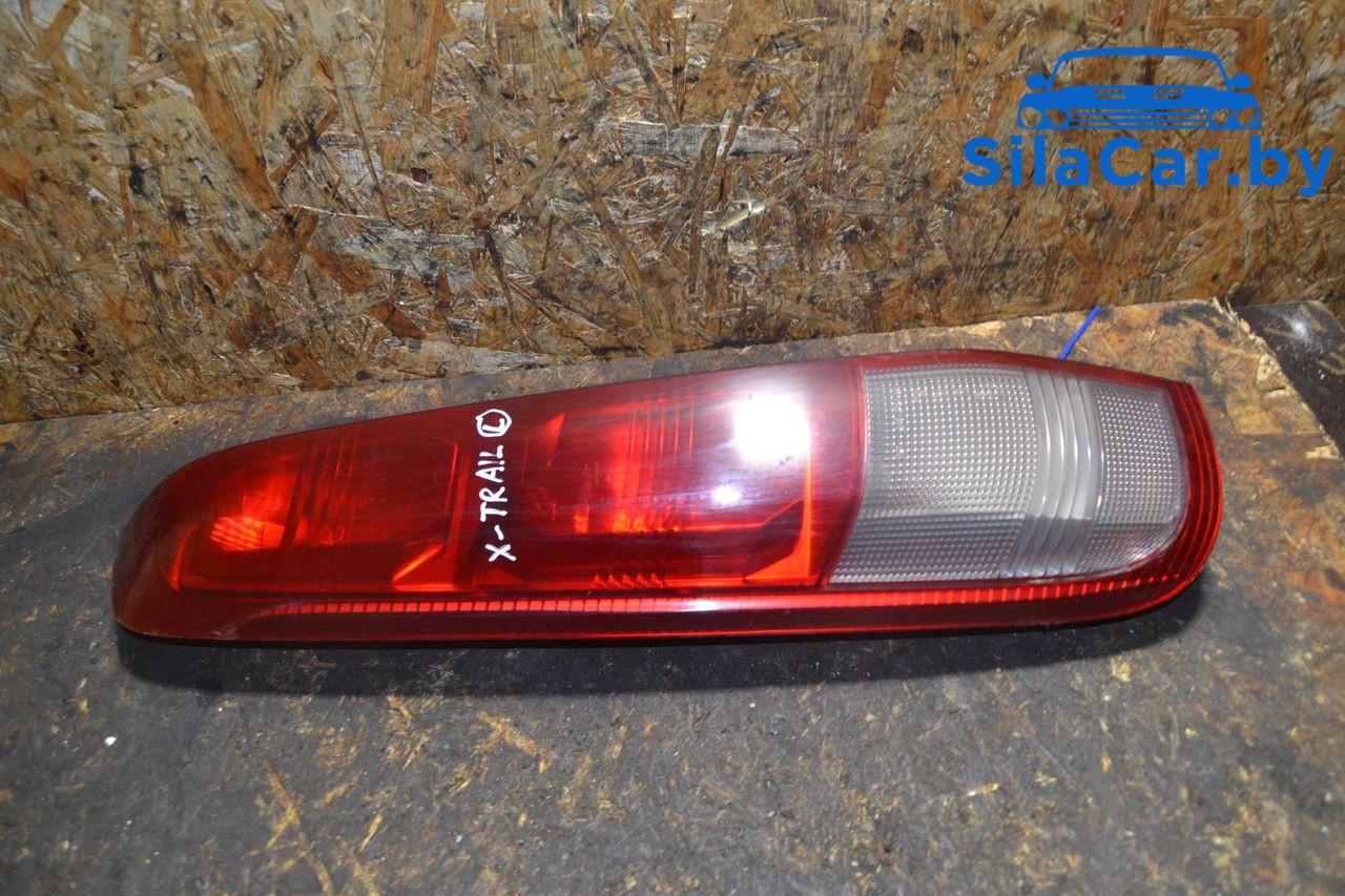 фонарь задний левый Nissan X-Trail T30 (2000 - 2004), 2.2 л., YD22DDTi, дизель - фото №1