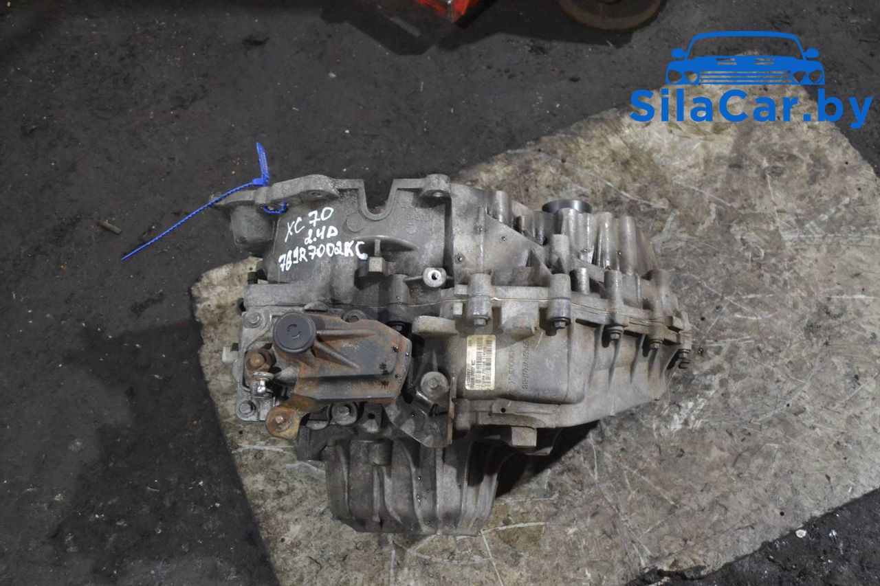 КПП механическая (МКПП) Volvo XC70 2 поколение 2010, 2.4 л., дизель, 6МКПП, полный привод, 7G9R7002KC - фото №1