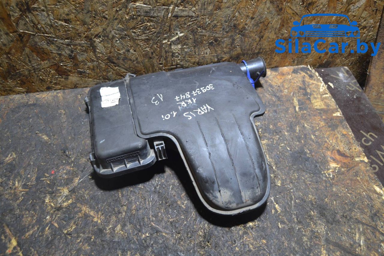 корпус воздушного фильтра Toyota Yaris XP9 (2005 - 2009), 1.0 л., 1KR-FE, бензин, 1140501680, 1770540110 - фото №1