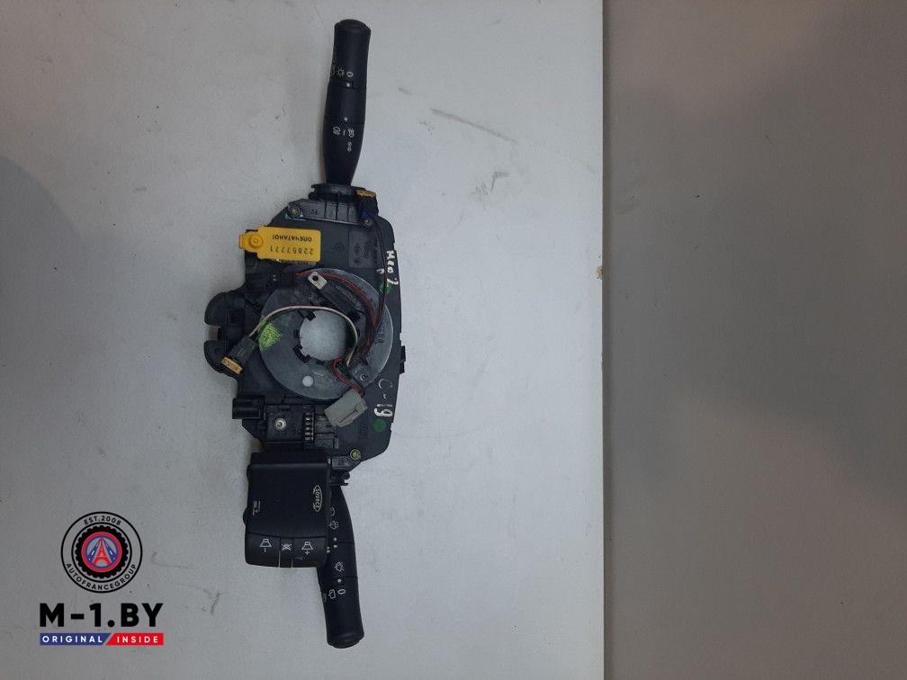 переключатель подрулевой (стрекоза) Renault Megane 2 поколение 2005, 1.9 л., дизель, кабриолет, 618300133