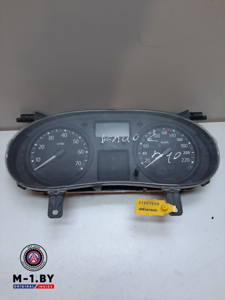 щиток приборов (приборная панель) Renault Clio 2 поколение 2002, 1.4 л., бензин, хетчбэк 5 дв., P8200276527A