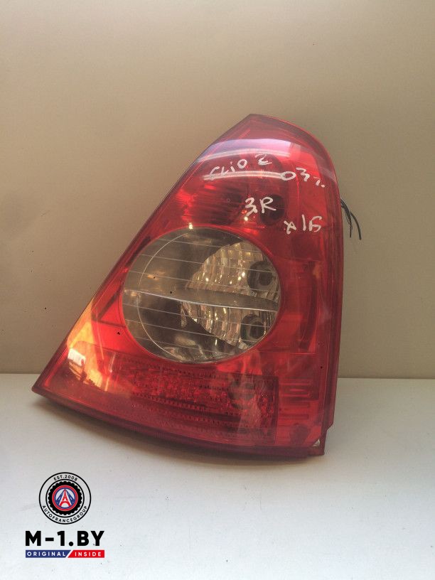 фонарь задний правый Renault Clio 2 поколение 1998, 1.4 л., бензин, хетчбэк 5 дв.
