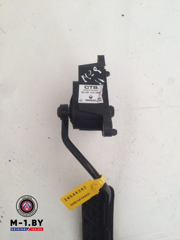 педаль Renault Megane 2 поколение 2004, 1.9 л., дизель, хетчбэк 5 дв., 8200153268