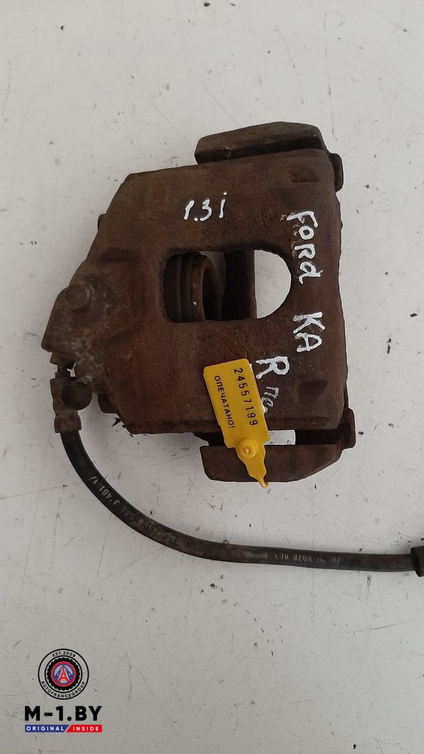 суппорт передний правый Ford Ka 1 поколение 1998, 1.3 л., бензин
