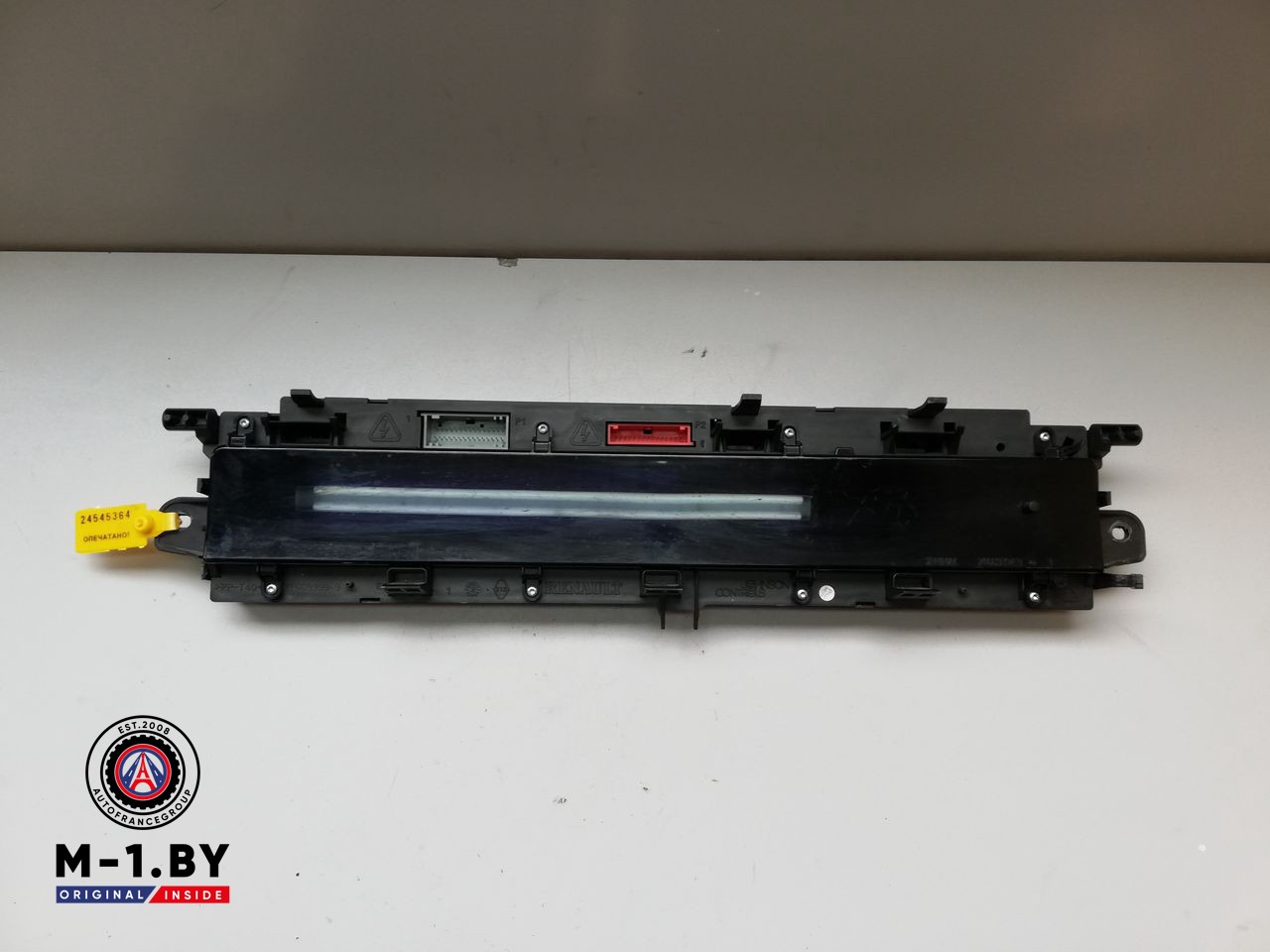 щиток приборов (приборная панель) Renault Scenic 2 поколение 2004, 8200704463, P8200704463