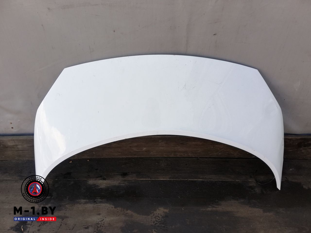 капот Renault Scenic 2 поколение 2003