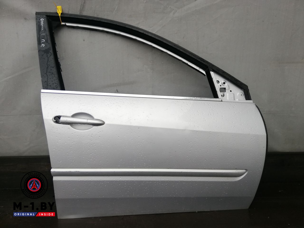 дверь передняя правая Renault Laguna 3 поколение 2007