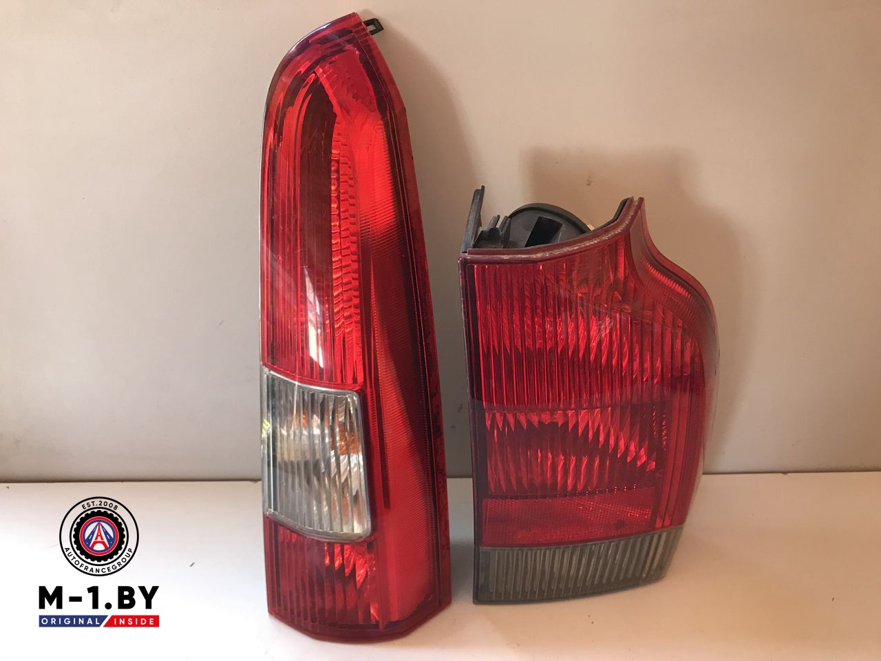 фонарь задний правый Volvo XC70 1 поколение 2003