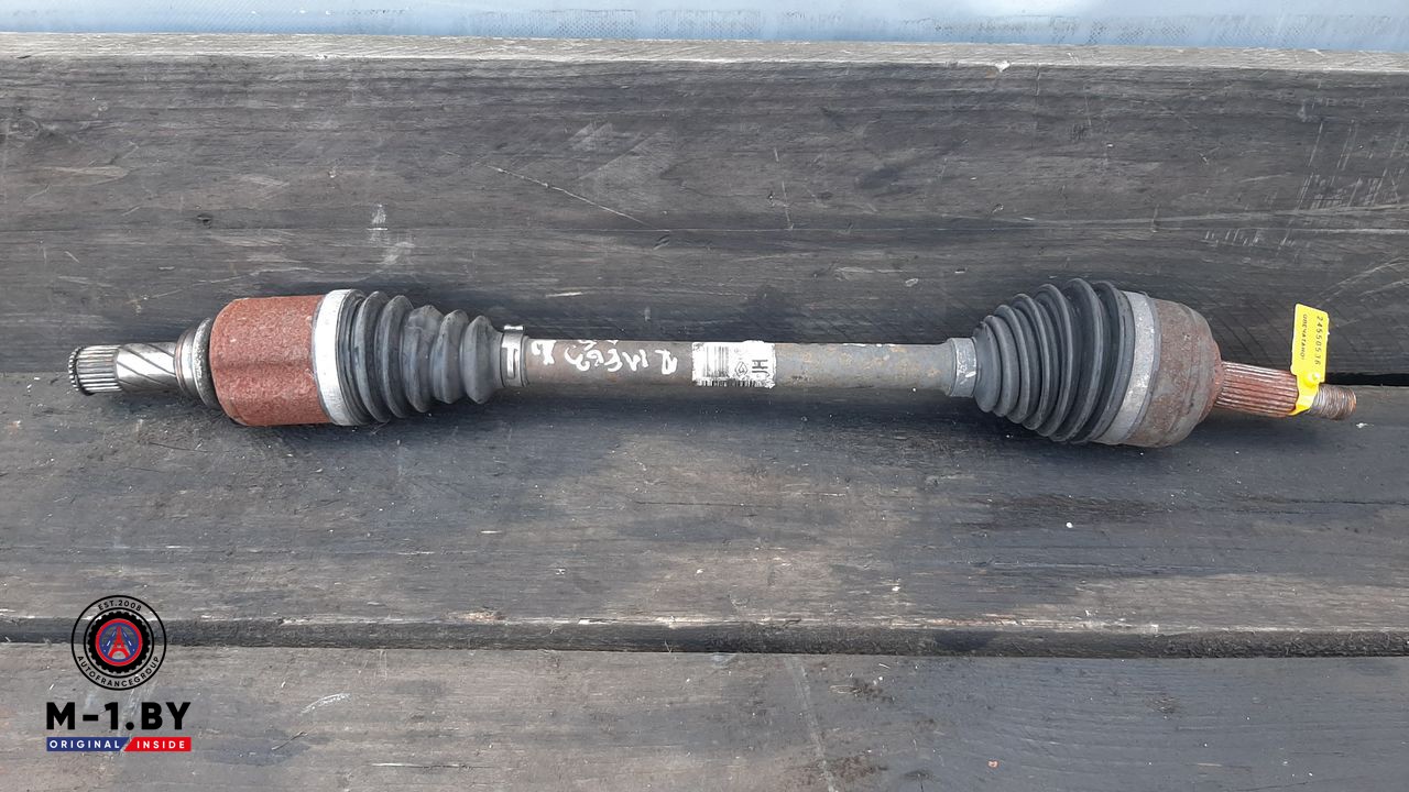 полуось передняя левая (приводной вал, ШРУС) Renault Megane 3 поколение 2009, 1.5 л., дизель, 8200725499