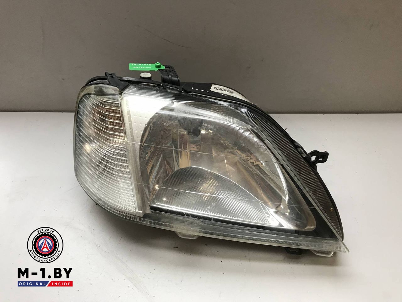 фара правая Renault Logan 1 поколение 2007, 8200211006