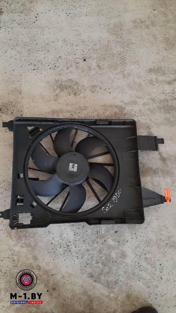 вентилятор радиатора Renault Scenic 2 поколение 2005, 1.9 л., дизель, 8200151465