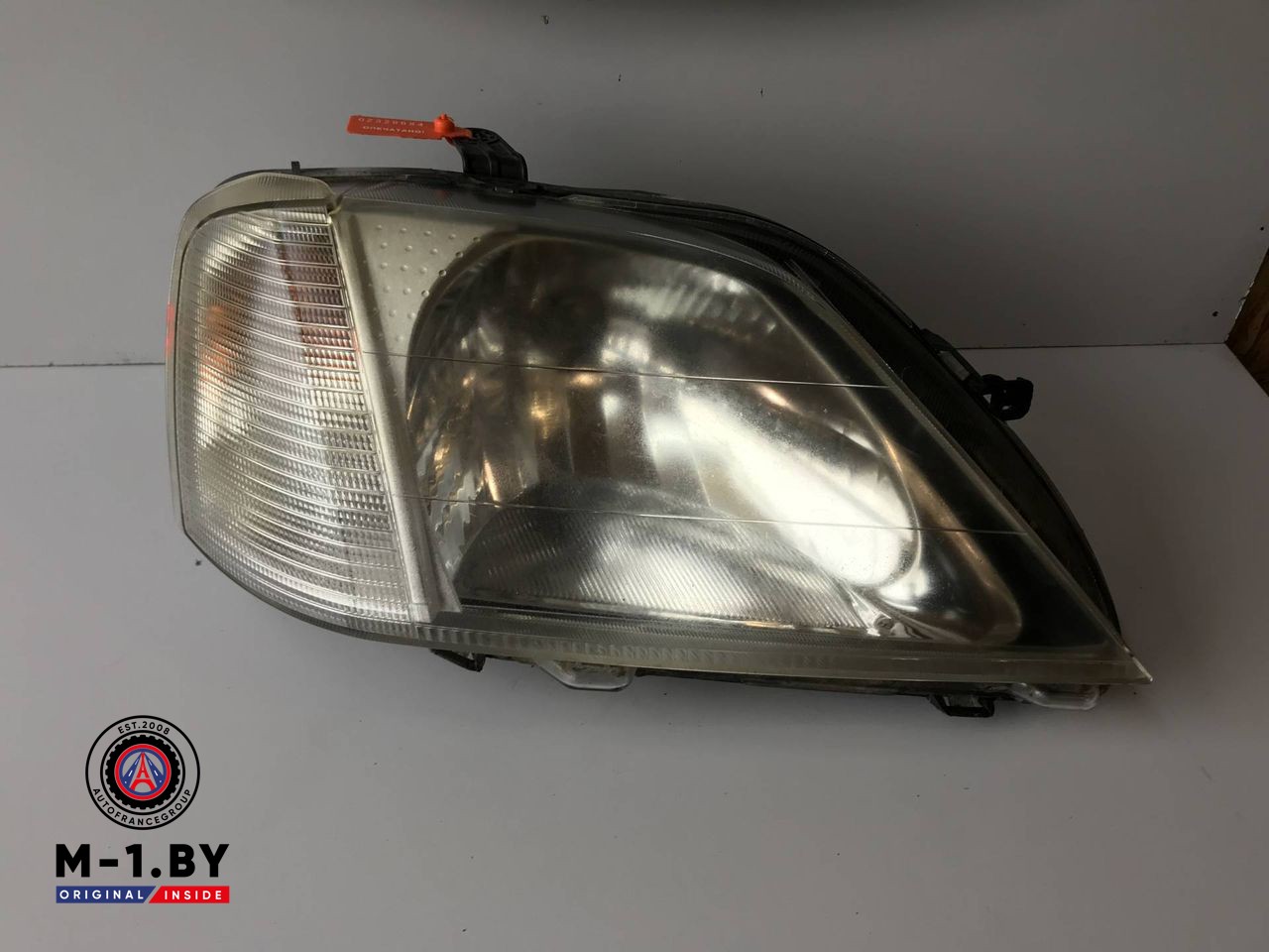 фара правая Renault Logan 1 поколение [рестайлинг] (2009 - 2012), 8200211006