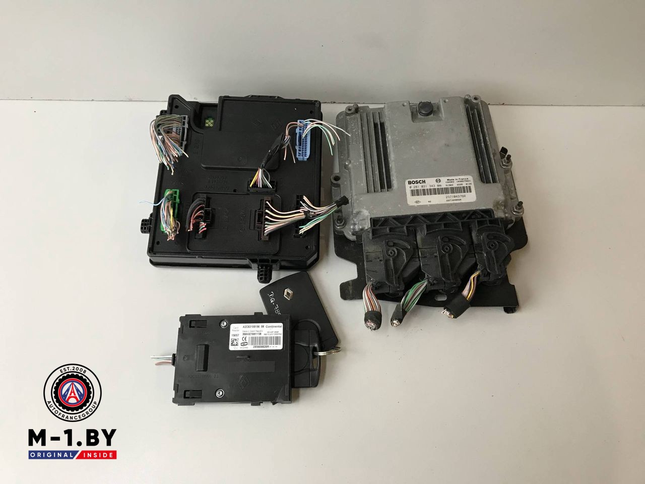 блок управления двигателем Renault Megane 3 поколение (2008 - 2014), 285909828R, 284B18225R, 0281031343, 237104376R