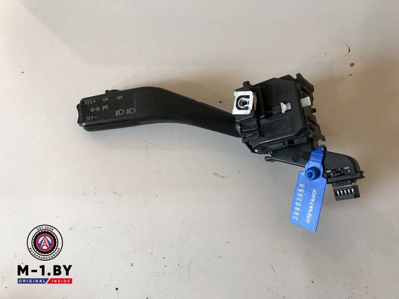 переключатель подрулевой (стрекоза) Volkswagen Golf 5 поколение (2003 - 2009), 1K0953513A
