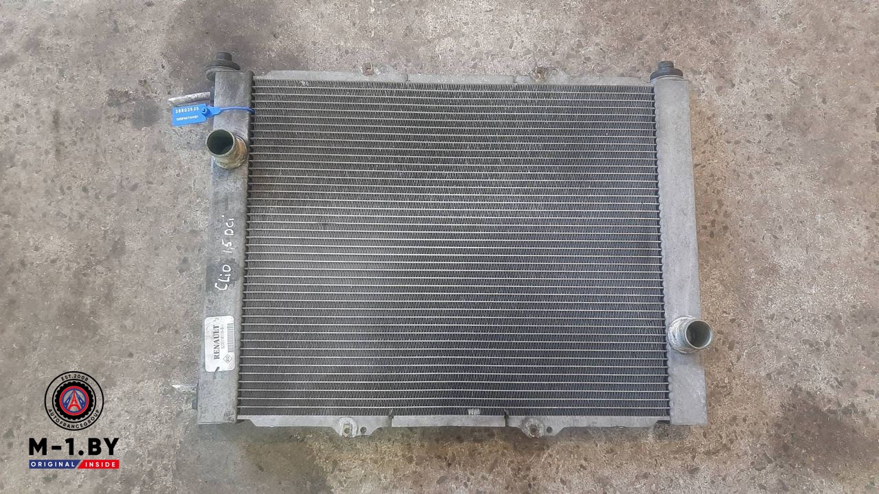 радиатор (основной) Renault Clio 2 поколение 2000, 1.5 л., дизель, 8200116110