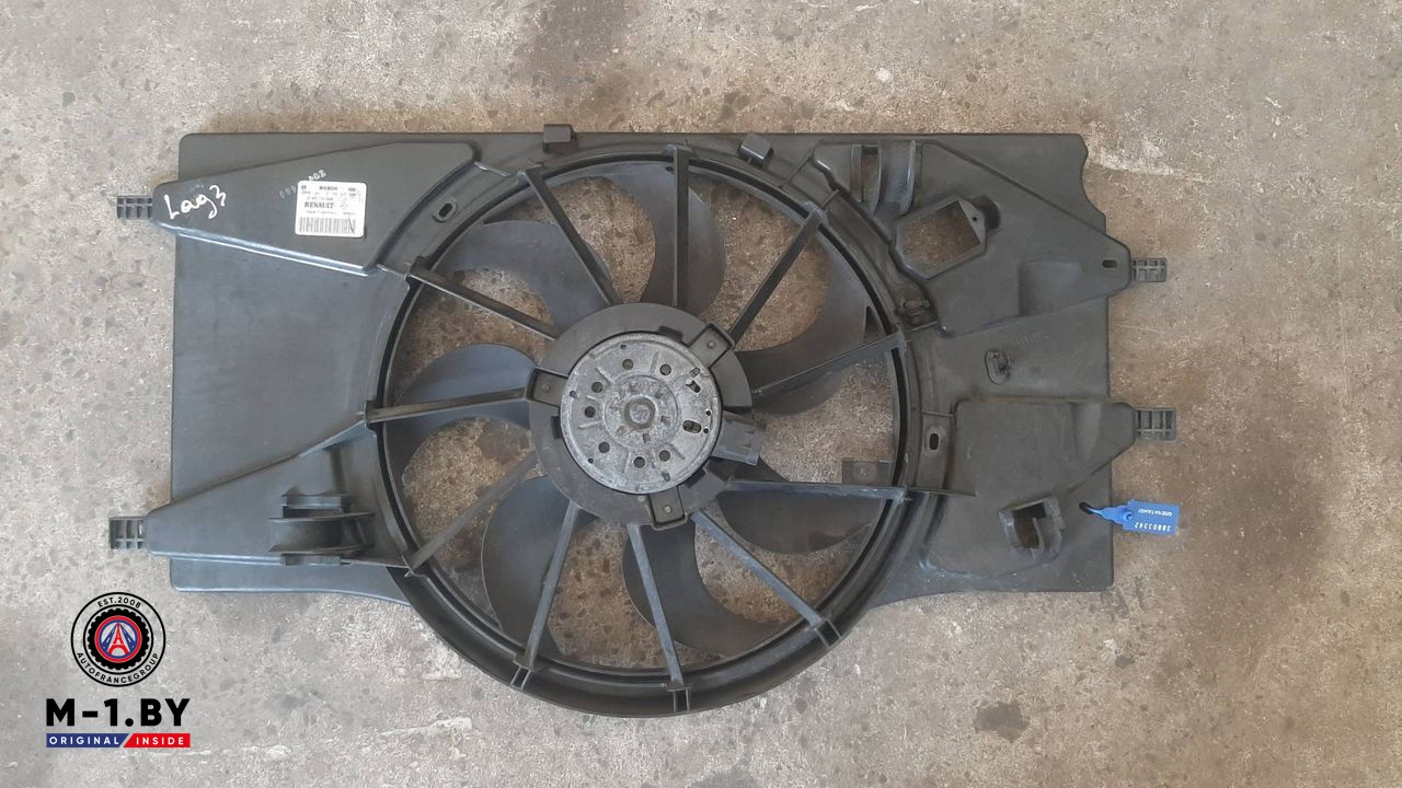 вентилятор радиатора Renault Laguna 3 поколение 2009, 1.5 л., дизель, 214810039R