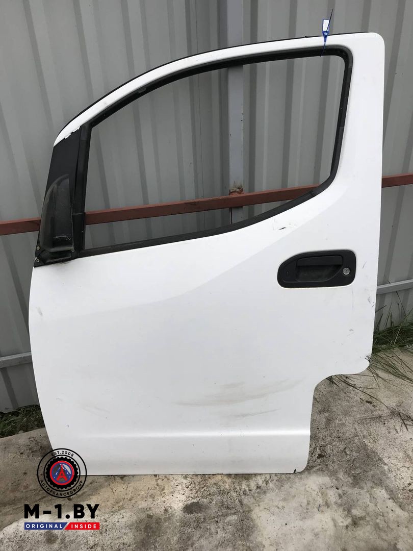 дверь передняя левая Nissan NV200 1 поколение (2009 - 2026)