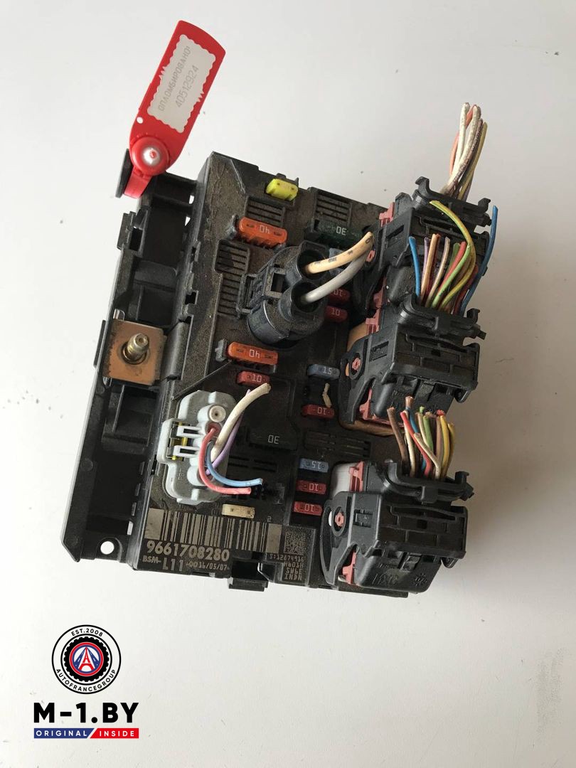 блок предохранителей Peugeot 207 1 поколение (2006 - 2009), 9661708280, BSML11