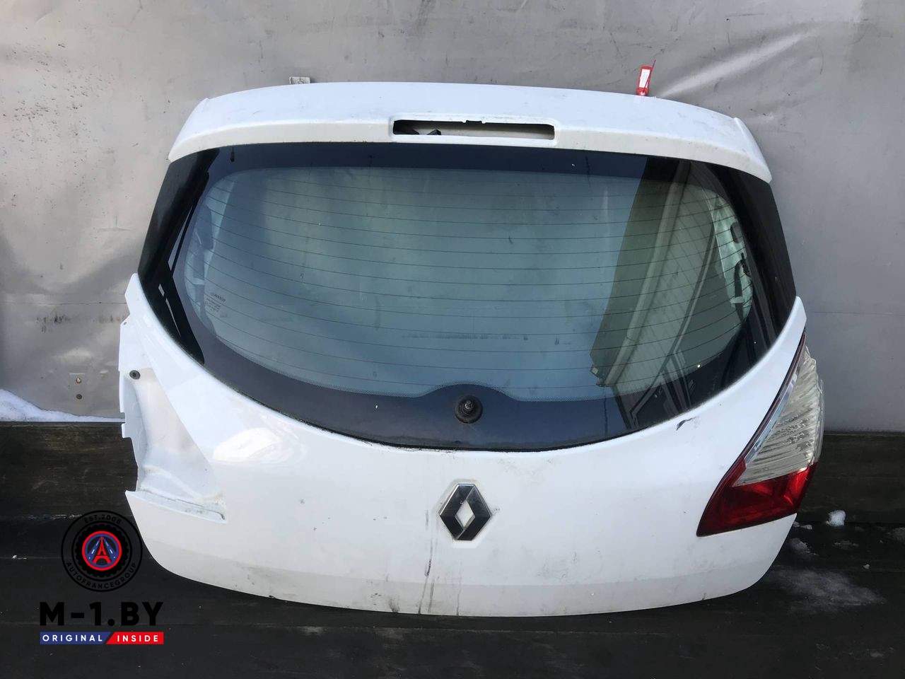 крышка багажника (дверь 3-5) Renault Megane 3 поколение (2008 - 2014)