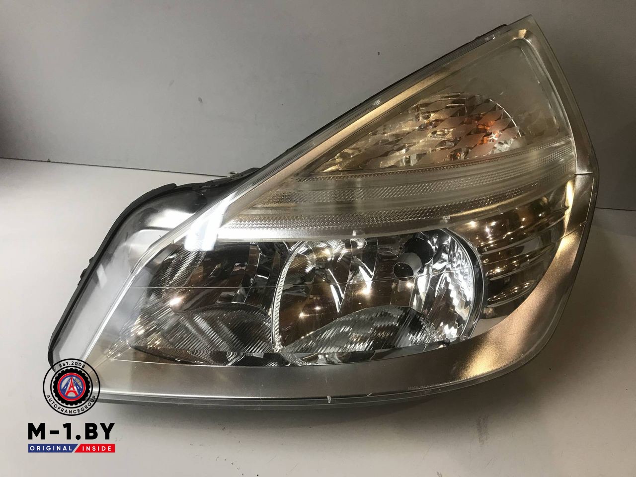 фара левая Renault Espace 4 поколение [рестайлинг] (2006 - 2012), 8200394702