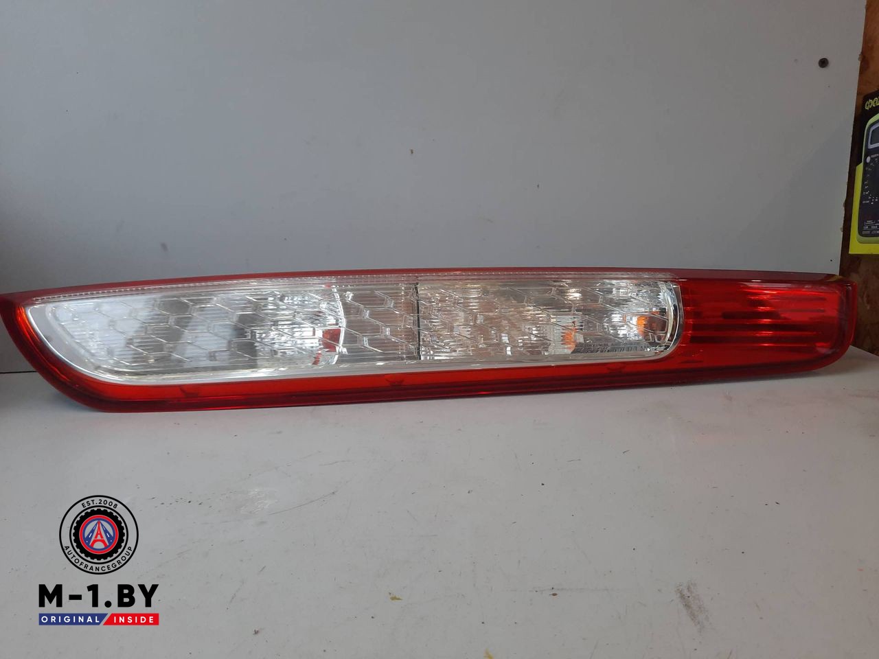 фонарь задний правый Ford Focus 2 поколение [рестайлинг] (2007 - 2011), 8M5113404A