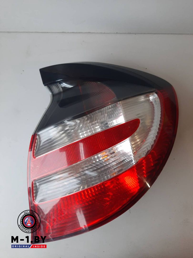 фонарь задний правый Mercedes-Benz C-Класс W203/S203/CL203 (2000 - 2004)