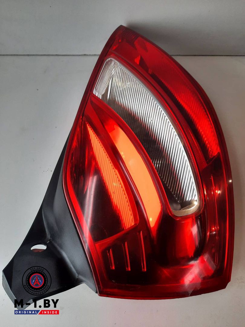 фонарь задний левый Renault Megane 2 поколение [рестайлинг] (2006 - 2012), 8200413214